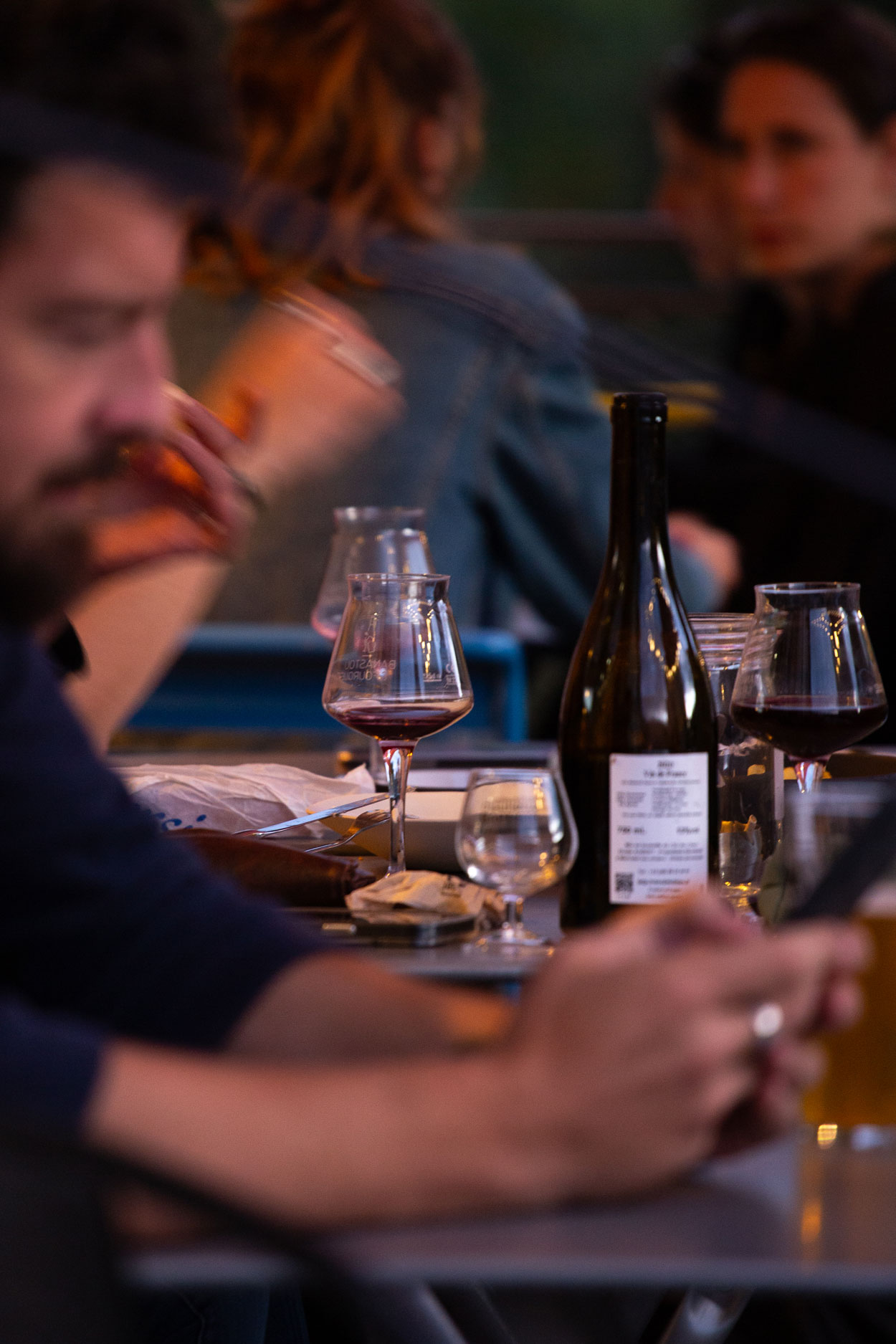 Le Central Vapeur, bar à facettes et cuisine du coin, cafe, restaurant, bar, bio, Crest, Drome, bien manger, bien boire, SCOP, produits locaux, circuit court