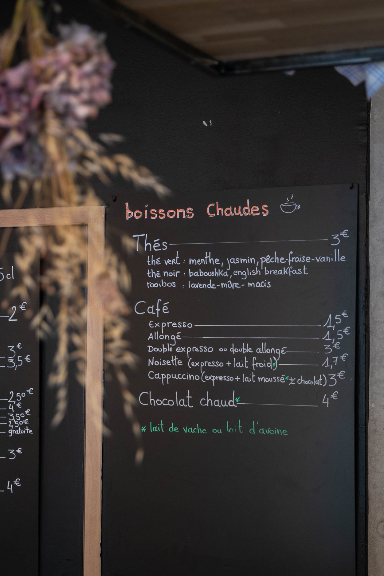 Le Central Vapeur, bar à facettes et cuisine du coin, cafe, restaurant, bar, bio, Crest, Drome, bien manger, bien boire, SCOP, produits locaux, circuit court